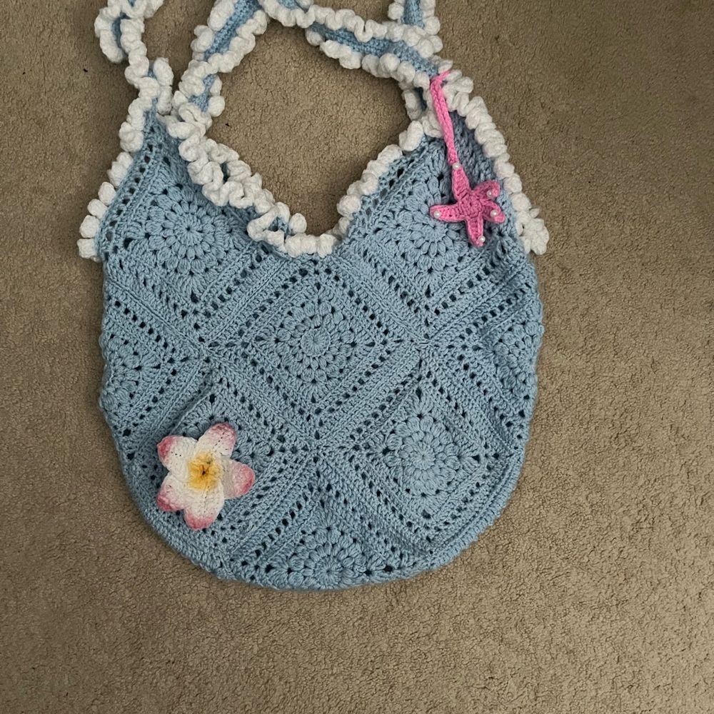 Crochet beach Blue Tote Bag with starfish and hibiscus accessories(removable)